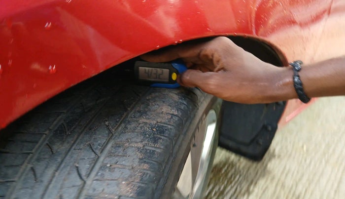 2015 Hyundai Elite i20 ASTA 1.2, Petrol, Manual, 69,261 km, tyre