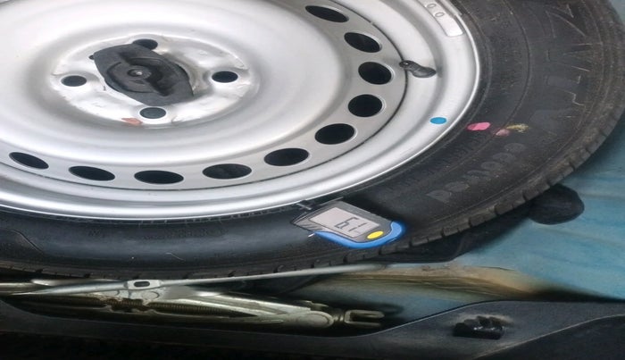 2019 Maruti Baleno SIGMA PETROL 1.2, Petrol, Manual, 28,588 km, tyre