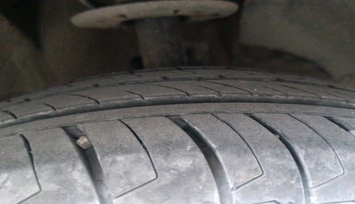 2019 Maruti Swift VXI, Petrol, Manual, 35,458 km, tyre