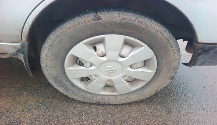 2011 Maruti Eeco 5 STR WITH A/C+HTR, Petrol, Manual, 63,609 km, tyre