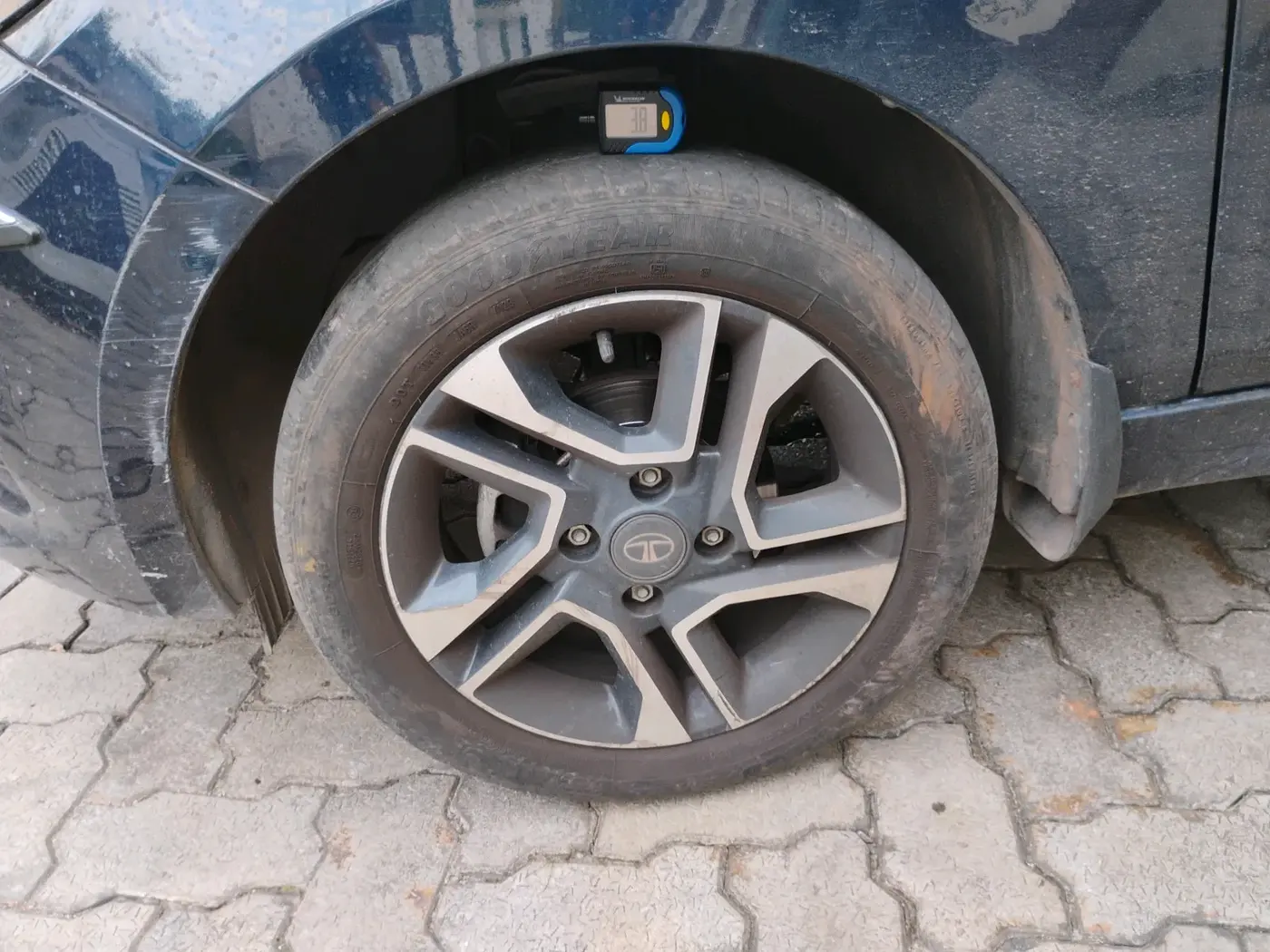 2023 Tata Tiago XZA PLUS PETROL, Petrol, Automatic, 22,685 km, tyre