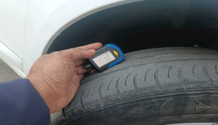 2012 Renault Fluence 1.5 E4, Diesel, Manual, 84,139 km, tyre