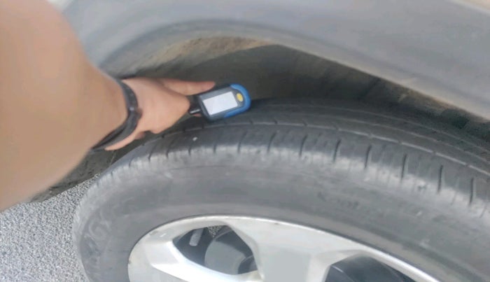 2019 Jeep Compass LONGITUDE (O) 2.0 DIESEL, Diesel, Manual, 74,768 km, tyre