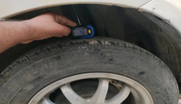 2013 Maruti Swift VXI, Petrol, Manual, 38,081 km, tyre