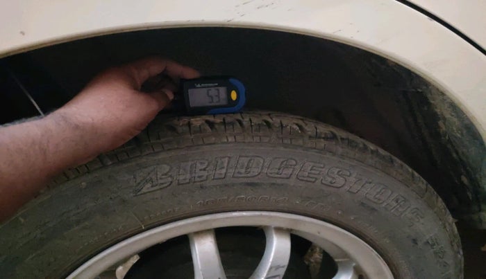 2013 Maruti Swift VXI, Petrol, Manual, 38,081 km, tyre