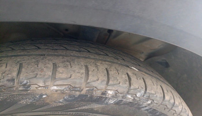 2019 Hyundai Creta E PLUS 1.4 DIESEL, Diesel, Manual, 1,02,236 km, tyre