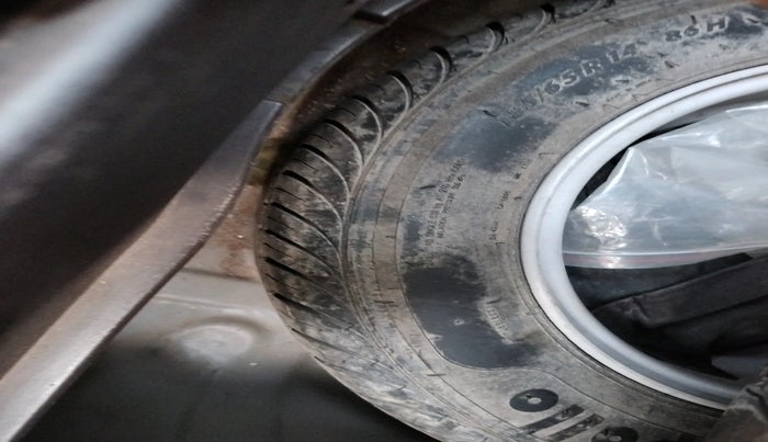 2011 Hyundai i20 SPORTZ (O) 1.2, Petrol, Manual, 39,760 km, tyre