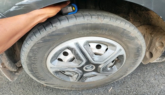 2021 Tata ALTROZ XE PETROL, Petrol, Manual, 61,500 km, tyre