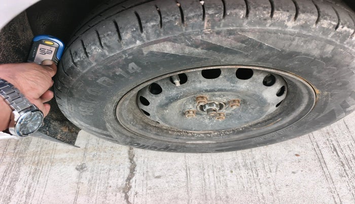 2012 Nissan Sunny XL DIESEL, Diesel, Manual, 1,14,544 km, tyre