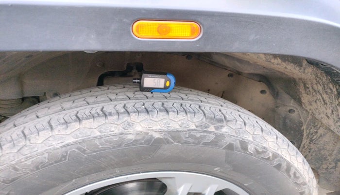 2021 Mahindra Thar LX D AT 4WD HT, Diesel, Automatic, 76,601 km, tyre