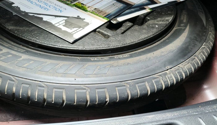 2017 Hyundai Creta SX PLUS AT 1.6 PETROL, Petrol, Automatic, 82,052 km, tyre