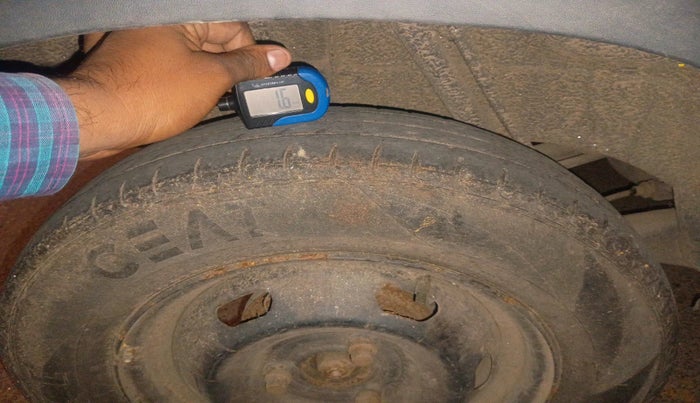 2016 Renault Kwid RXT 0.8, Petrol, Manual, 46,181 km, tyre