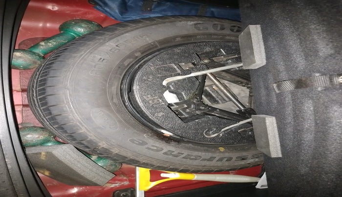 2015 Hyundai Creta SX PLUS AT 1.6 DIESEL, Diesel, Automatic, 1,72,866 km, tyre