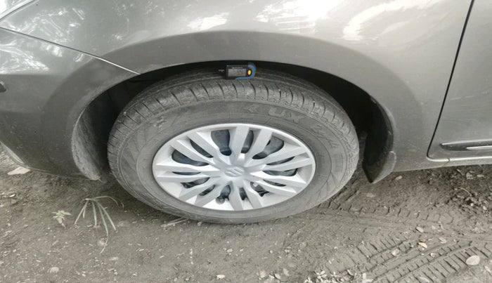 2024 Maruti Dzire VXI, Petrol, Manual, 8,682 km, tyre