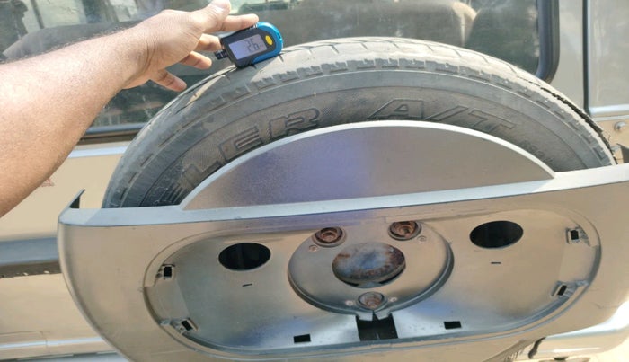 2012 Mahindra Bolero SLE BS-III, Diesel, Manual, 78,413 km, tyre