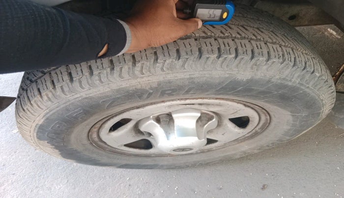 2012 Tata Safari 4X2 LX DICOR, Diesel, Manual, 2,15,699 km, tyre