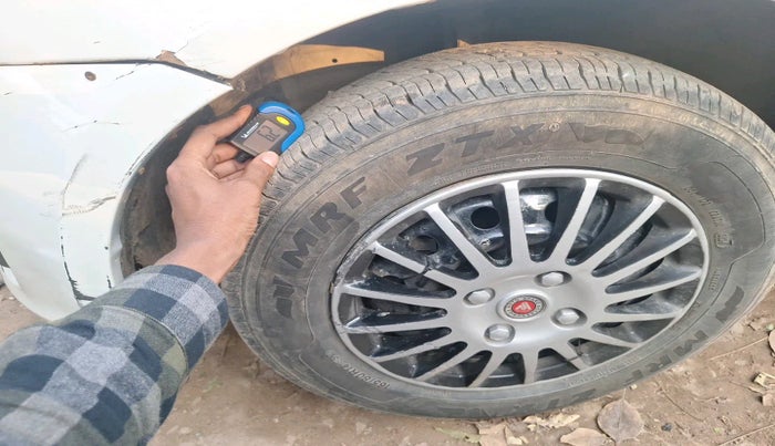 2013 Maruti Swift VDI, Diesel, Manual, 1,31,543 km, tyre