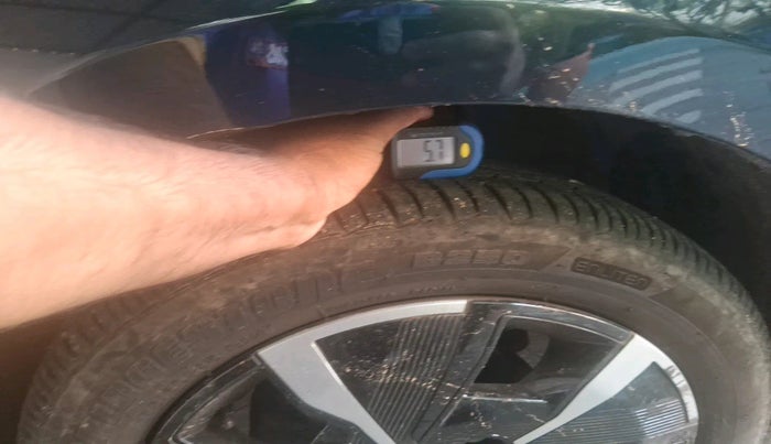 2025 Tata Tiago XZA, Petrol, Automatic, 4,980 km, tyre