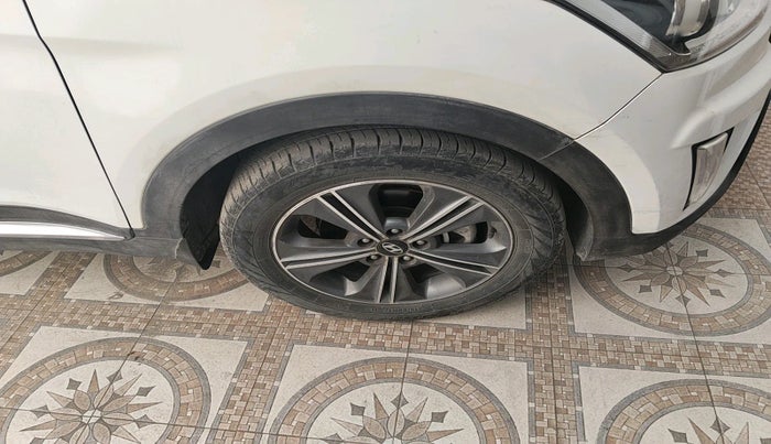 2017 Hyundai Creta SX PLUS 1.6 DIESEL, Diesel, Manual, 1,04,563 km, tyre