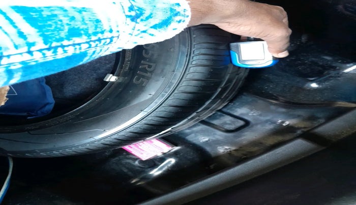 2017 Hyundai Verna 1.6 VTVT SX, Petrol, Manual, 80,630 km, tyre