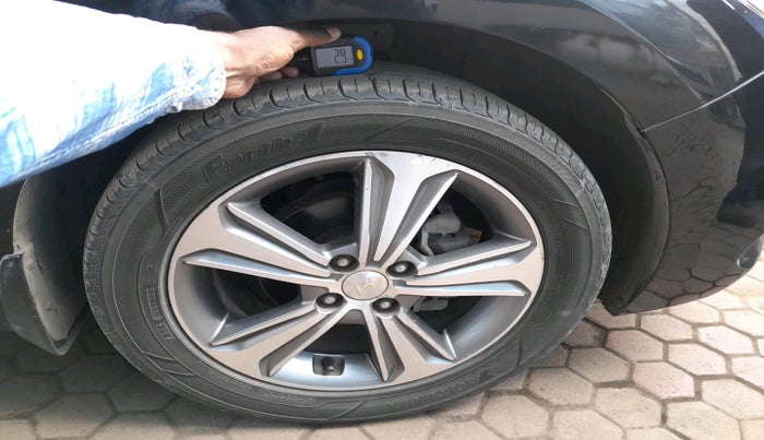 2017 Hyundai Verna 1.6 VTVT SX, Petrol, Manual, 80,630 km, tyre