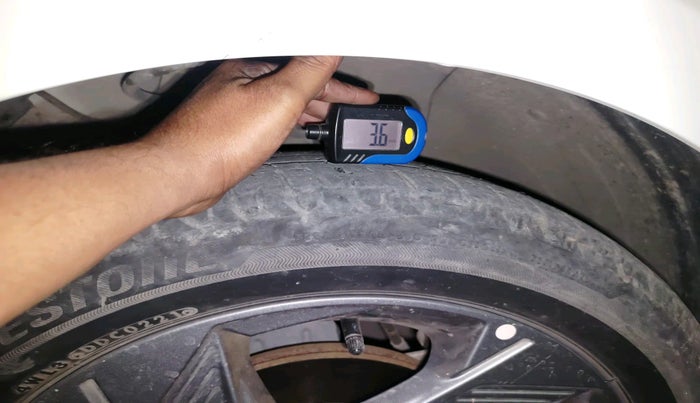 2021 Hyundai Verna SX 1.5 VTVT, Petrol, Manual, 42,335 km, tyre