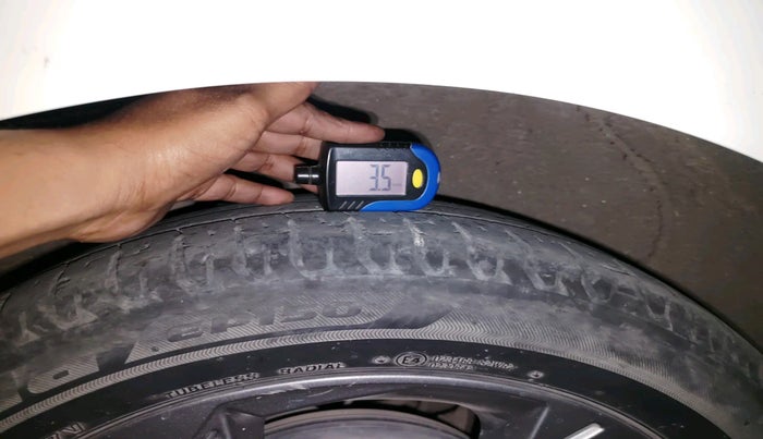 2021 Hyundai Verna SX 1.5 VTVT, Petrol, Manual, 42,335 km, tyre