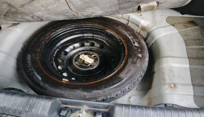 2013 Hyundai i20 MAGNA 1.2, Petrol, Manual, 52,575 km, tyre