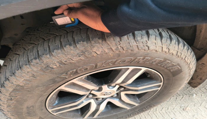 2018 Toyota Fortuner 2.8 4X2 AT, Diesel, Automatic, 1,92,418 km, tyre