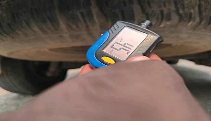 2018 Toyota Fortuner 2.8 4X2 AT, Diesel, Automatic, 1,92,418 km, tyre