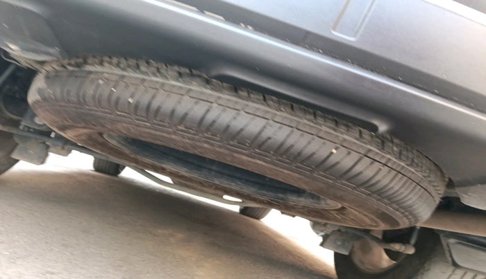 2024 Mahindra SCORPIO-N Z8 L PETROL MT 7 STR, Petrol, Manual, 51,596 km, tyre