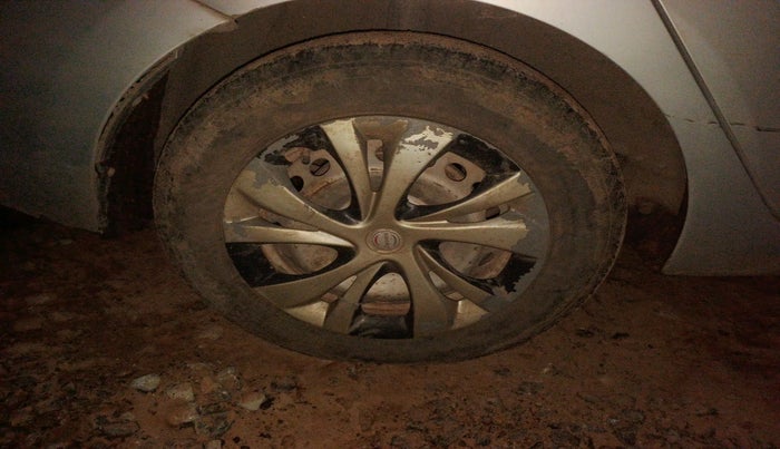 2016 Hyundai XCENT PRIME T CRDI, Diesel, Manual, 1,96,115 km, tyre