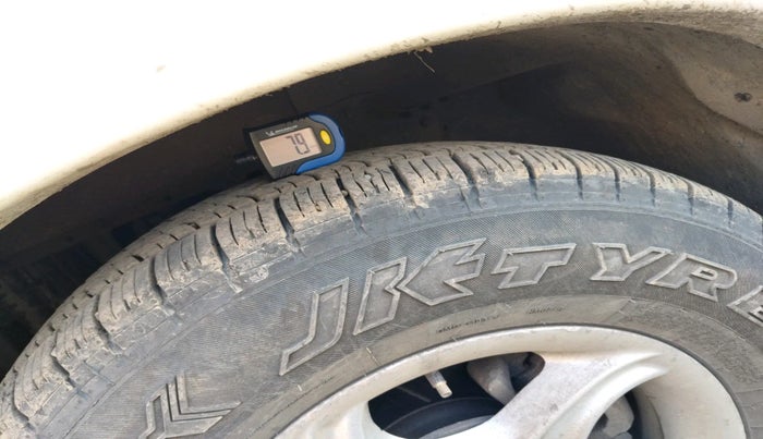 2011 Mahindra Scorpio VLX 2WD BS-III, Diesel, Manual, 1,08,308 km, tyre