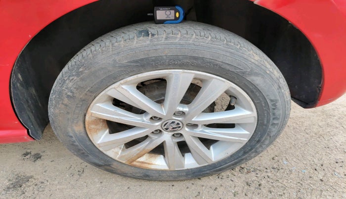 2013 Volkswagen Polo GT TDI, Diesel, Manual, 1,22,650 km, tyre