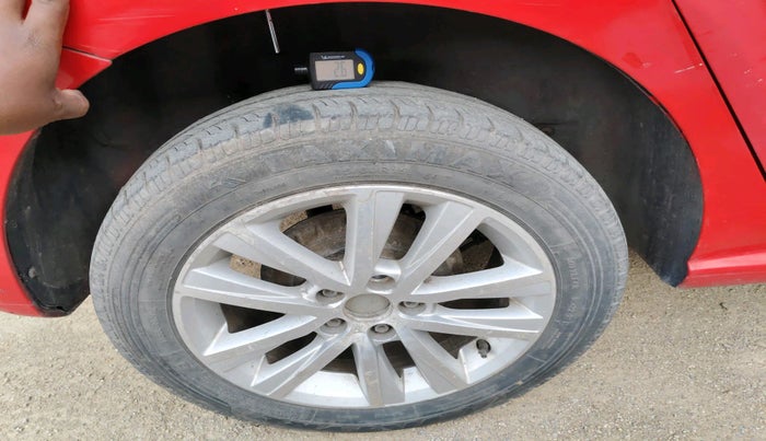 2013 Volkswagen Polo GT TDI, Diesel, Manual, 1,22,650 km, tyre