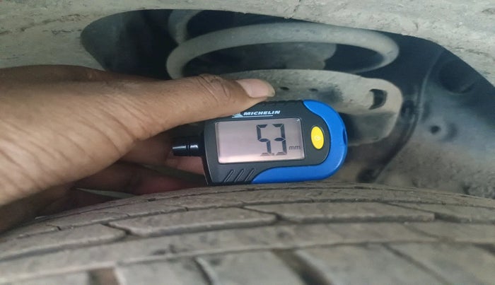 2024 KIA CARENS Premium (O) 1.5 Petrol 7 STR, Petrol, Manual, 15,956 km, tyre