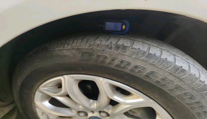 2015 Ford Ecosport TITANIUM 1.5L PETROL AT, Petrol, Automatic, 1,20,000 km, tyre