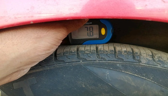 2011 Hyundai i10 SPORTZ 1.2, Petrol, Manual, 1,20,000 km, tyre