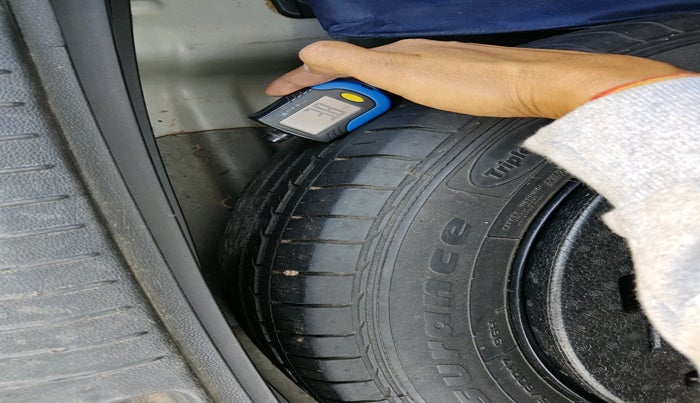 2016 Hyundai Creta SX PLUS AT 1.6 DIESEL, Diesel, Automatic, 1,24,694 km, tyre