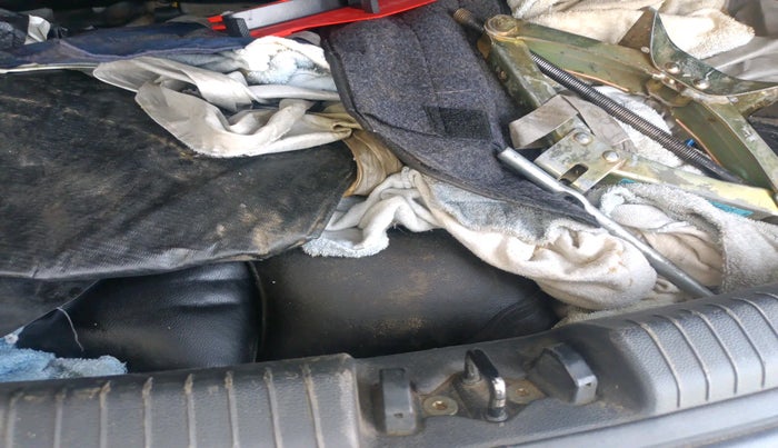 2016 Hyundai Grand i10 SPORTZ 1.2 KAPPA VTVT, Petrol, Manual, 84,374 km, tyre