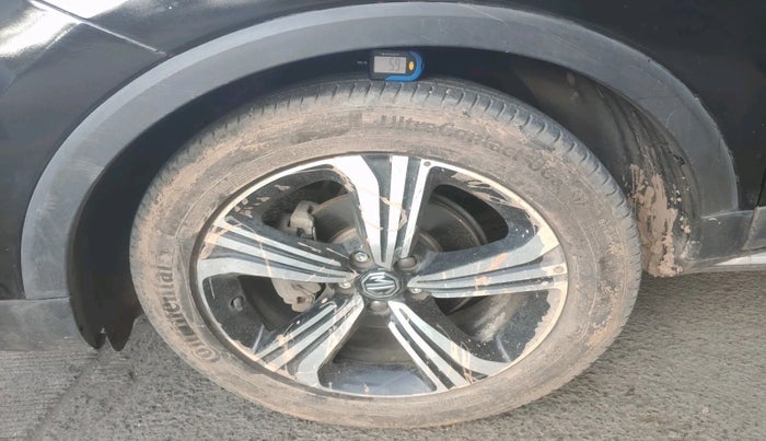 2022 MG ASTOR SHARP 1.5 MT, Petrol, Manual, 4,735 km, tyre