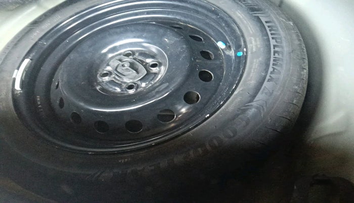 2023 Maruti FRONX ZETA 1.0L TURBO 6 AT, Petrol, Automatic, 69,185 km, tyre