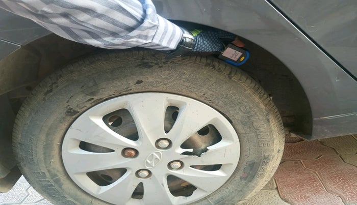 2013 Hyundai i10 MAGNA 1.1, Petrol, Manual, 46,597 km, tyre