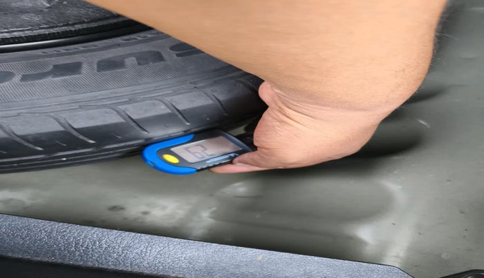 2018 Maruti Vitara Brezza ZDI AMT, Diesel, Automatic, 68,761 km, tyre