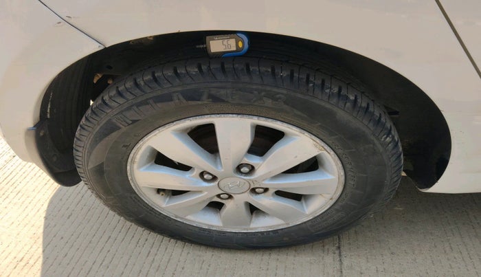 2012 Hyundai i20 SPORTZ 1.2, Petrol, Manual, 69,018 km, tyre