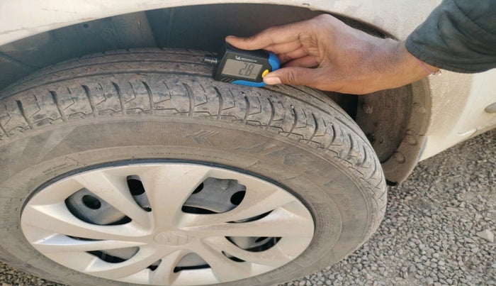 2021 Maruti Swift VXI, Petrol, Manual, 42,467 km, tyre