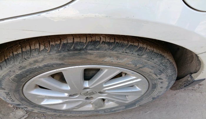 2016 Maruti Swift Dzire ZXI, Petrol, Manual, 44,600 km, tyre