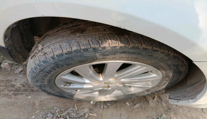 2016 Maruti Swift Dzire ZXI, Petrol, Manual, 44,600 km, tyre