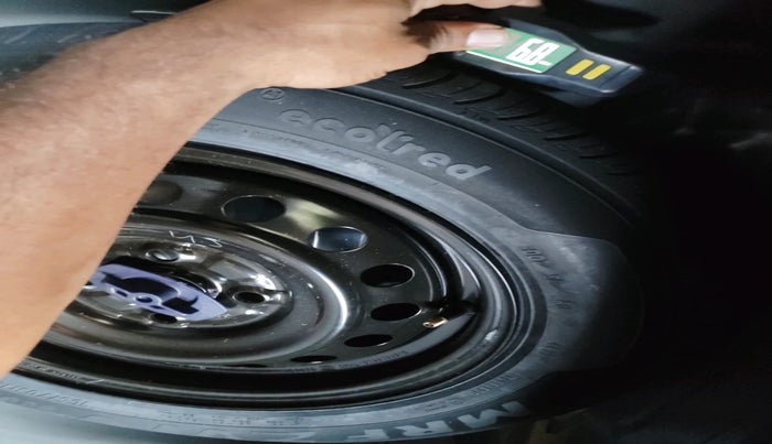 2022 Maruti New Wagon-R ZXI PLUS 1.2 AMT, Petrol, Automatic, 2,785 km, tyre