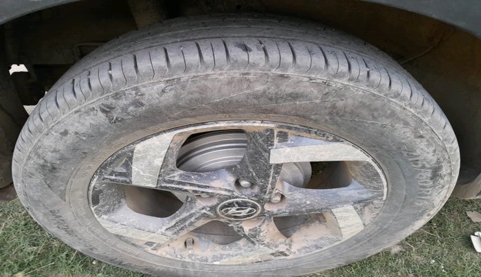 2019 Hyundai VENUE SX 1.0 (O) TURBO, Petrol, Manual, 51,402 km, tyre